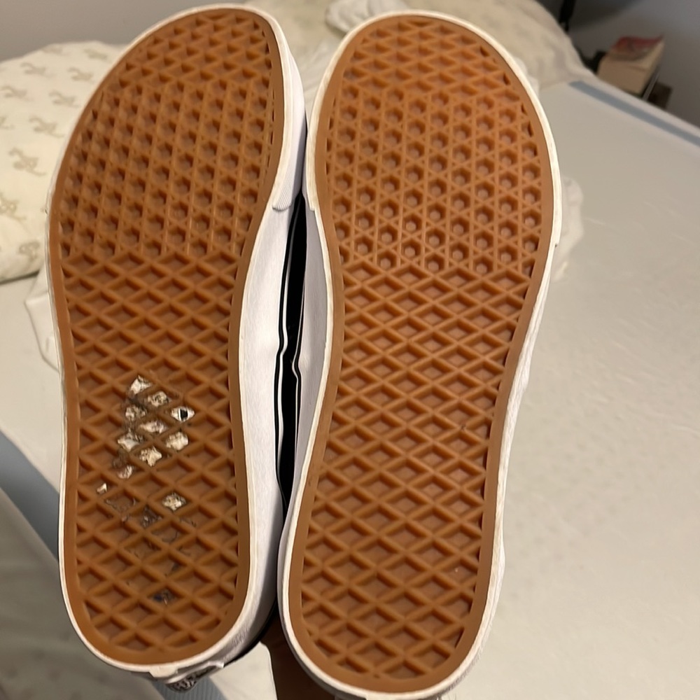 Vans - Picture 6 of 6